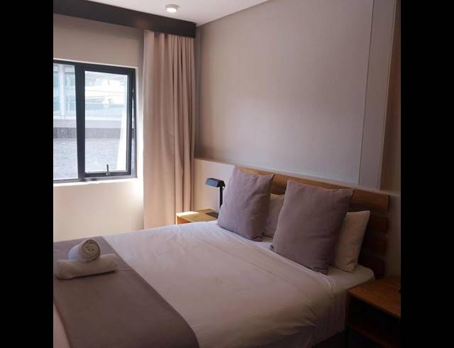 1 BEDROOM APARTMENT FOR SALE IN SANDTON CBD